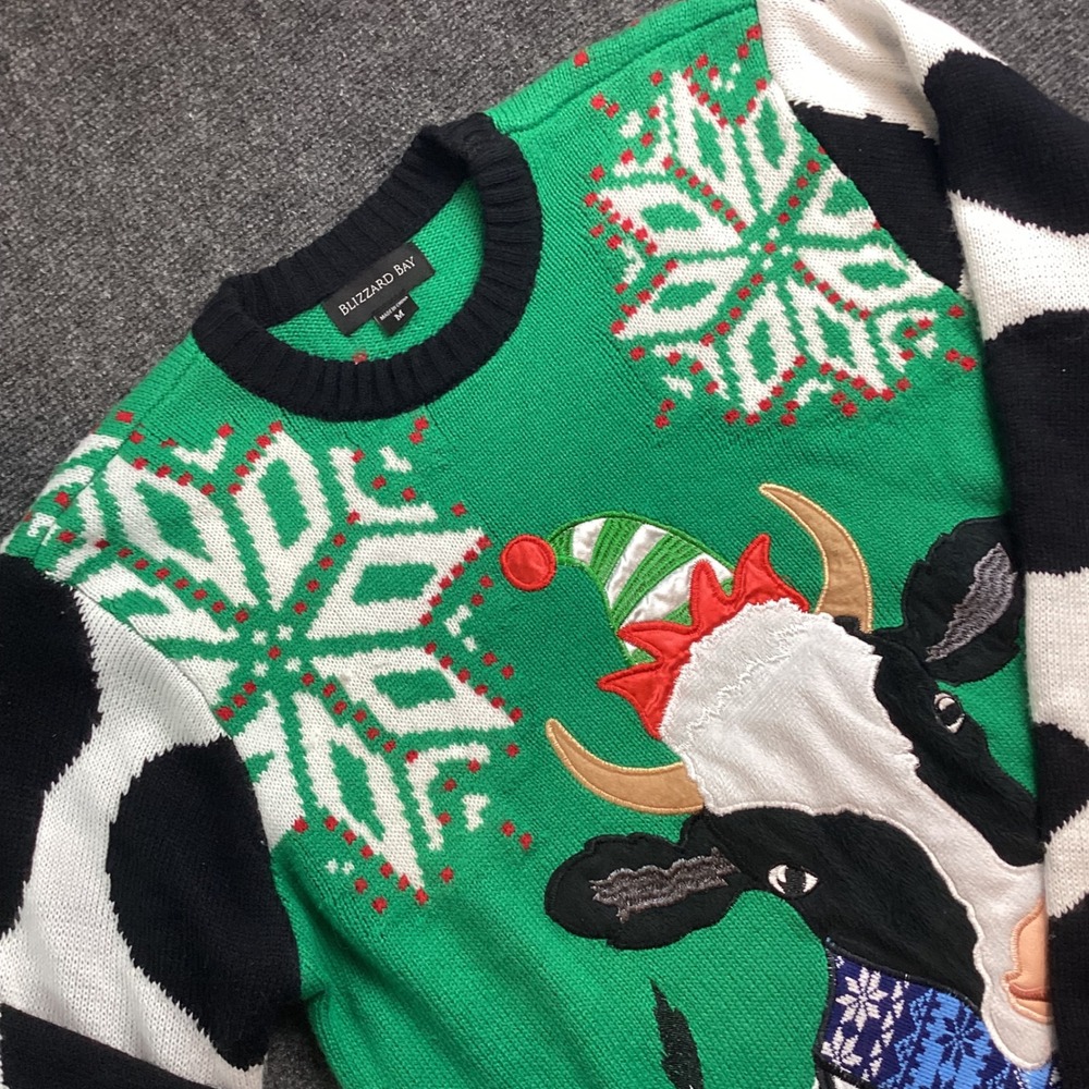 Blizzard Bay Mens Medium Green Cow Ugly Christmas Sweater Snowflake Elf 197